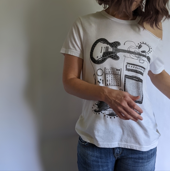 True Religion bare shoulder tshirt, sz xs. Electric guitar, mic, amplifier - Picture 10 of 12
